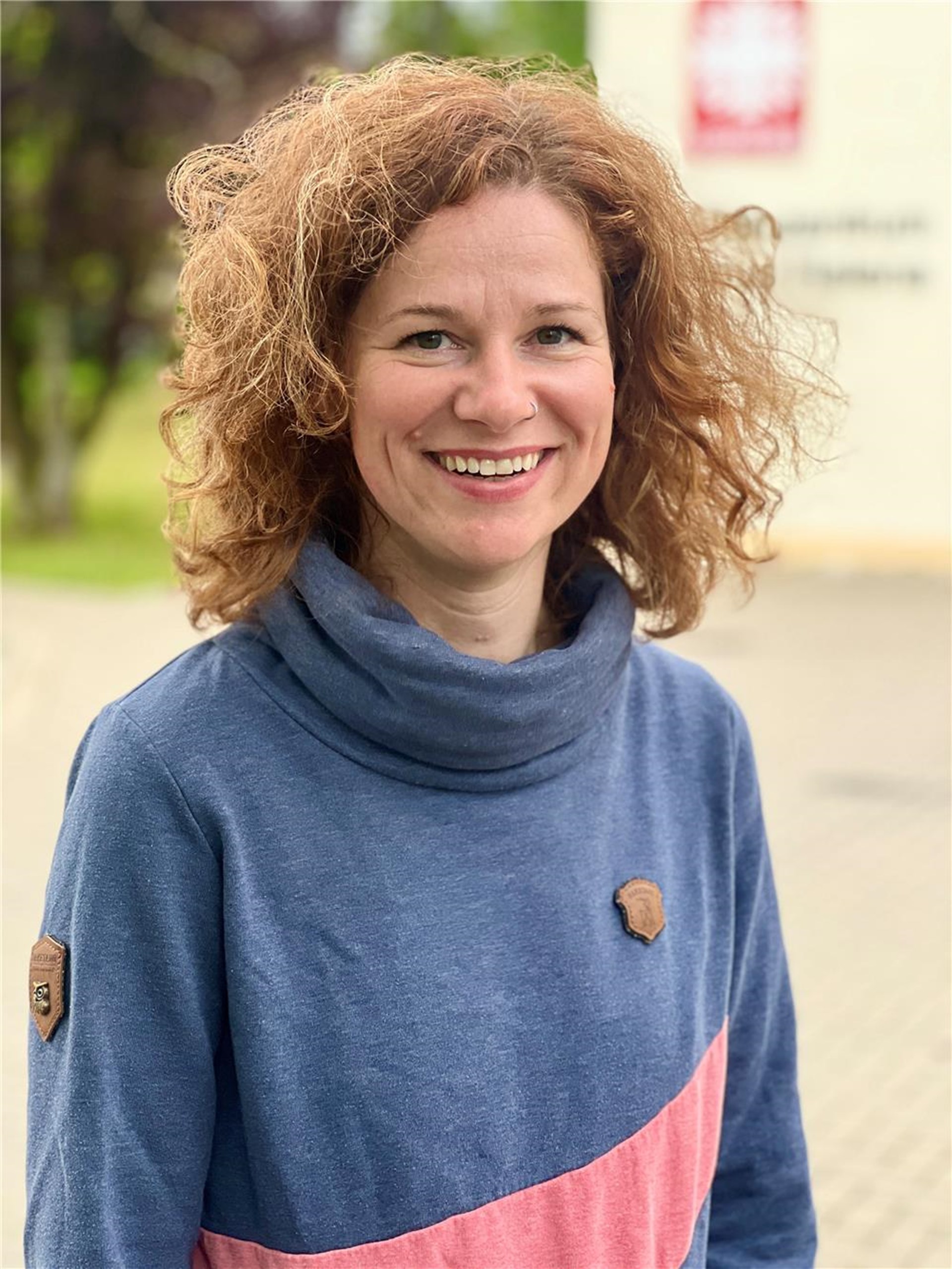 Nora Bast