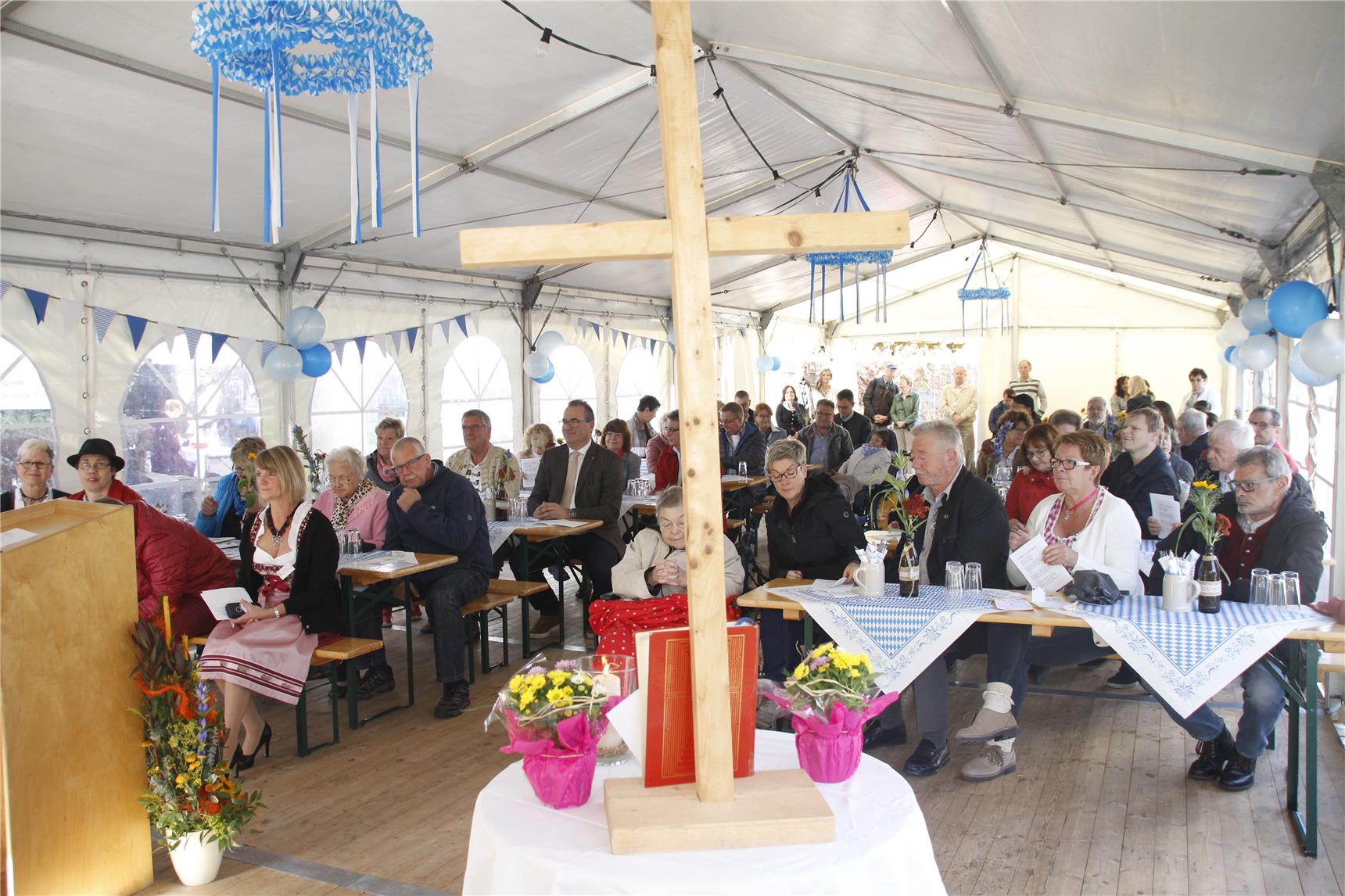 30 Jahre Tagesforderstatte Wirges Frohliches Oktoberfest Zum Jubilaum